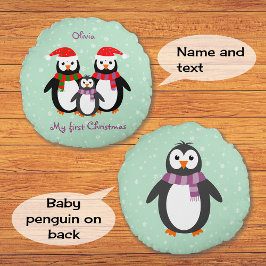 Erste Weihnachtspinguine, kundenspezifischer Text  Rundes Kissen