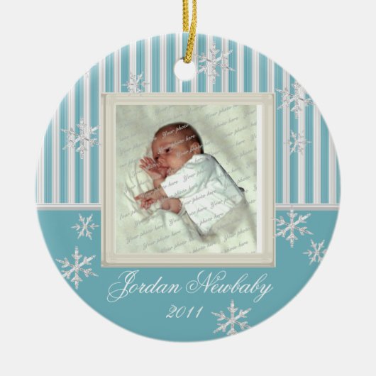 Erste Weihnachtsschneeflocken Light Blue Keramikornament (Vorne)