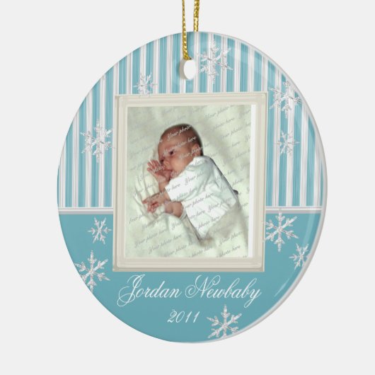 Erste Weihnachtsschneeflocken Light Blue Keramikornament (Links)