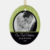 Erste Weihnachtsverzierungs-grüne u. schwarze Keramikornament (Rechts)