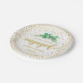 Erste Weihnachtszeit Verlobtes Goldskript-Monogram Pappteller (Schrägansicht)