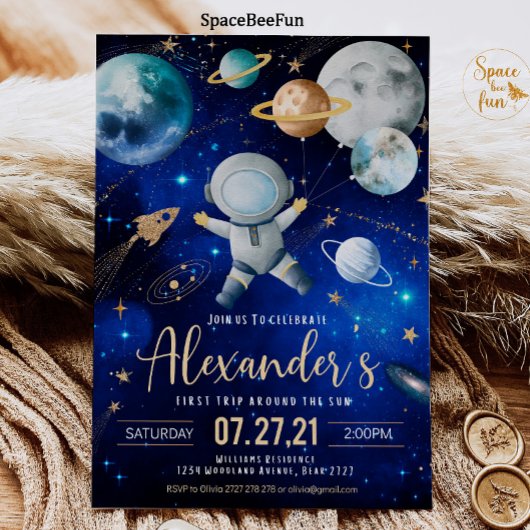 Erste Weltraumfahrt um den sonnigen Weltraum Einladung