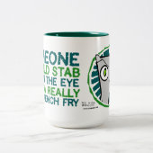Erstechen Sie Sie in Ihrem Auge mit Pommes-Frites: Zweifarbige Tasse (Mittel)