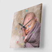 Erstellen eines benutzerdefinierten Kids Name Foto Quadratische Wanduhr (Winkel)
