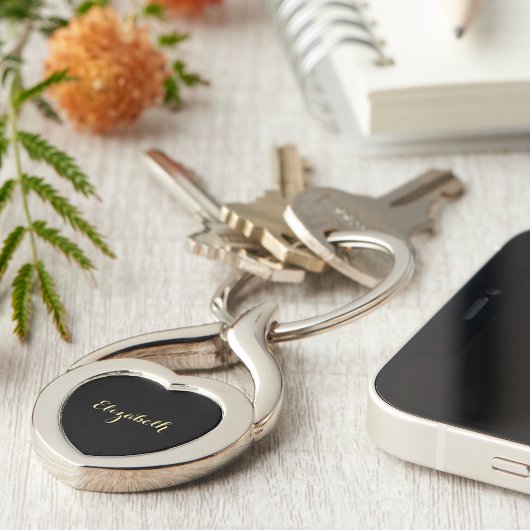 Erstellen Sie ein individuelles, stilvolles Gold M Schlüsselanhänger