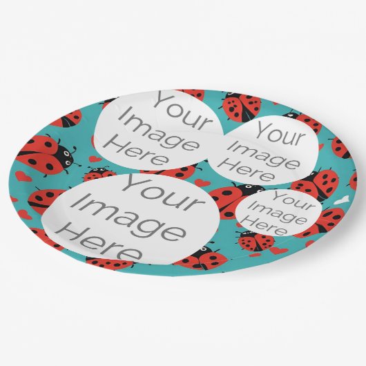 Erstellen Sie eine eigene Papiertextvorlage für da Pappteller (Schrägansicht)