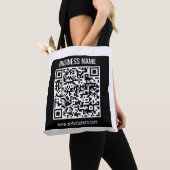 Erstellen Sie einen modernen QR-Code sofort Tasche (Von Nahem)
