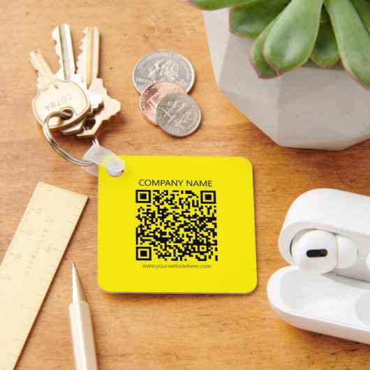 Erstellen Sie einen QR-Code | Leicht erkennbar in Schlüsselanhänger (Schreibtisch)