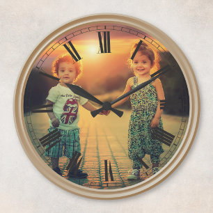 Erstellen Sie Ihr benutzerdefiniertes braunes Foto Runde Wanduhr