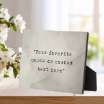 Erstellen Sie Ihr eigenes Angebot Fotoplatte<br><div class="desc">Erstellen Sie Ihre eigene Wohngestaltung für die Anführungsplakette. Features minimalistische Schreibmaschinentypologie und Grunge-Textur</div>
