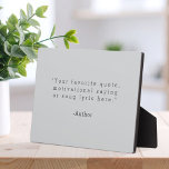 Erstellen Sie Ihr eigenes Angebot Fotoplatte<br><div class="desc">Erstellen Sie Ihre eigene Wohngestaltung für die Anführungsplakette. Fügen Sie Ihr Lieblings-Sprichwort,  Bibelsong lyrischen oder personalisierten Text in minimalistisch Schreibmaschinen Stil Typografie.</div>