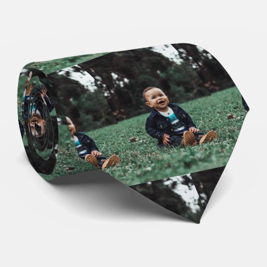 Erstellen Sie Ihr eigenes Foto für Ihre benutzerde Krawatte (Gerollt)
