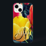 Erstellen Sie Ihr eigenes Foto Mit Monogramm iPhone 14 Hülle<br><div class="desc">Erstellen Sie Ihre eigene schwarz-weiße Monogramm-Hülle. Passen Sie den eleganten Kalligrafiestil, die Größe und die Farbe des Namens und des Initials an. Favoriten oder danke Ihnen Geschenke für Mitglieder Ihrer Hochzeitsfeier. Das Beispielbild zeigt rote und gelbe Tulpen im Felsgarten meines Nachbarn. Sie können die Filteroption für Vintages Foto im System...</div>