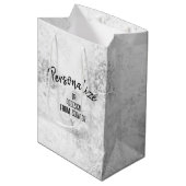 Erstellen Sie Ihr eigenes Personalisiert Mittlere Geschenktüte (Vorderseite Schrägansicht)