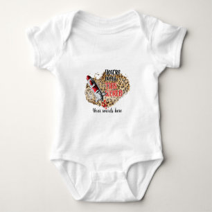 Erstellen Sie Ihr eigenes Raketenvalentee Baby Strampler