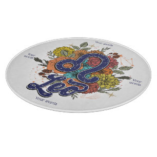 Erstellen Sie Ihr eigenes Starry Floral Leo Altar Schneidebrett