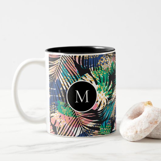 Erstellen Sie Ihr eigenes Tropendruckmonogramm Zweifarbige Tasse (Mit Donut)