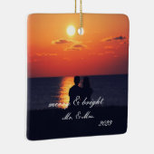 Erstellen Sie Ihr eigenes Verheiratetes Foto zu We Keramikornament (Rechts)