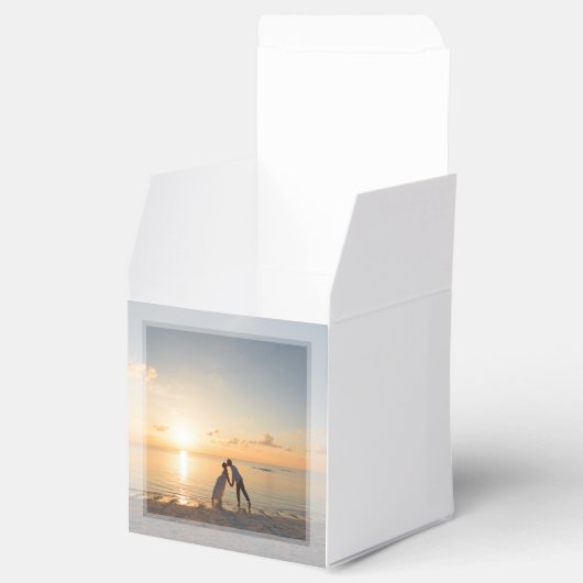 Erstellen Sie Ihre eigene, individuell gestaltbare Geschenkschachtel (Geöffnet)