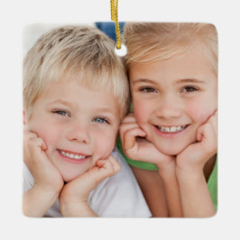 Erstellen Sie Ihre eigene Weihnachts-Familienfotov Keramikornament