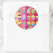 Erstellen Sie Ihre eigenen Cupcake Monogram Köstli Runder Aufkleber (Tasche)