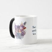 Erstellen Sie Ihre eigenen Lila Moth-Wildblumen Verwandlungstasse (Vorderseite Links)