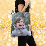 Erstellen Sie Personalisiertes Foto Stylish Trendy Tasche<br><div class="desc">Erstellen Sie Ihre eigene, personalisierte, stilvolle, trendige, bodenfreundliche, überdruckte Foto Tote-Tasche. Fügen Sie einfach Ihre Fotos und Text zu der Vorder- und Rückseite, um Ihre Wünsche anzupassen. Während Sie hinzufügen / Design, werden Sie in der Lage sein, eine Vorschau auf Ihre Erstellung zu sehen, während der gesamten. Die Tasche enthält...</div>