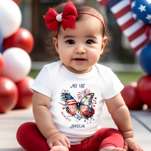 Erster 4. Juli American Flag Butterfly Name Baby Strampler