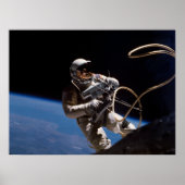 Erster American Spacewalk (Gemini 4) Poster (Vorne)