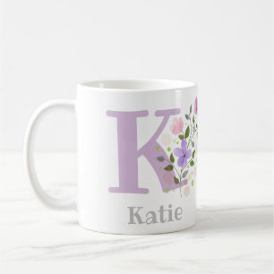 Erster Anfangsbuchstabe Plus Name Katie mit Blumen Kaffeetasse