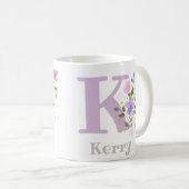 Erster Anfangsbuchstabe plus Name Kerry mit Blumen Kaffeetasse (VorderseiteRechts)