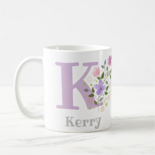 Erster Anfangsbuchstabe plus Name Kerry mit Blumen Kaffeetasse