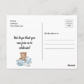 Erster Birthday Blue Teddy Bear auf Flugzeug Postkarte (Rückseite)