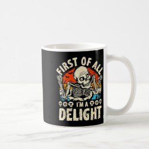 Erster eines entzückenden gruseligen Skeletts Hall Kaffeetasse