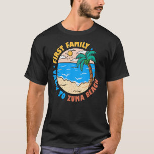 Erster Familienurlaub nach Zuma Beach California T-Shirt