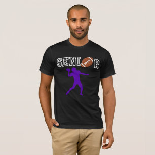 Erster Football-Quarterback mit violetter Silhouet T-Shirt