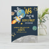 ERSTER GEBURTSTAG, RAUM GEBURTSTAG, ABGESCHLAGEN (Stehend Vorderseite)