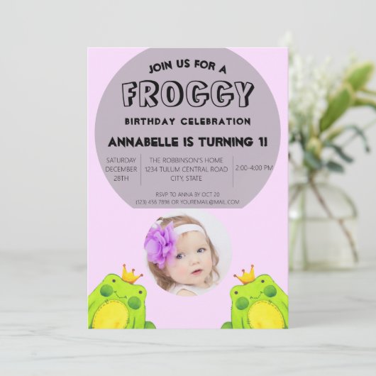Erster Geburtstagsparty Frosch Einladung (Stehend Vorderseite)