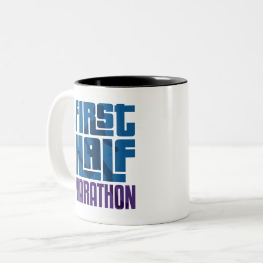 Erster Halbmarathon 13,1 Meilen Zweifarbige Tasse (Vorderseite Links)
