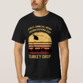 Erster jährlicher WKRP Türkei Drop Erntedank Day T-Shirt (Vorderseite)