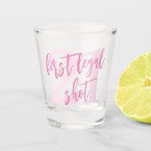 Erster legaler Schuss Modernes Rosa 21. Geburtstag Schnapsglas (Vorderseite)