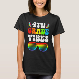 Erster Schultag 4. Klasse Vibes Niedlich erster Ta T-Shirt