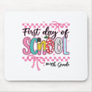 Erster Schultag der 4. Klasse Mädchen Schleife Zur Mousepad