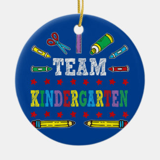 Erster Schultag Kindergartenlehrer und Keramik Ornament