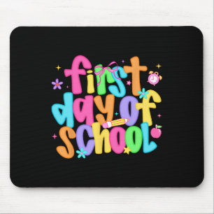 Erster Schultag Lehrer Schüler Zurück zur Schule Mousepad