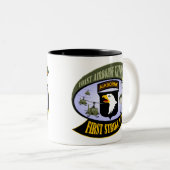 Erster Streik 1/502 Zweifarbige Tasse (VorderseiteRechts)