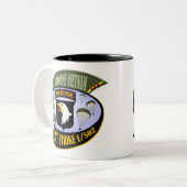 Erster Streik 1/502 Zweifarbige Tasse (Vorderseite Links)