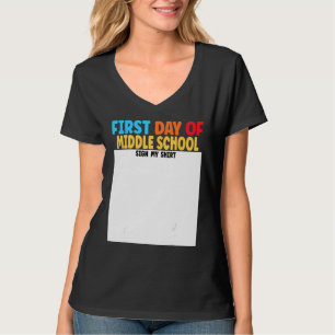 Erster Tag der Mittelschule, unterschreibe meinen T-Shirt