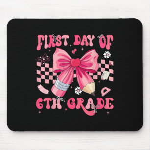 Erster Tag der sechsten Klasse Coquette-Bogen Blei Mousepad