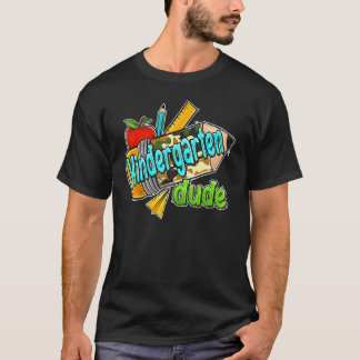 Erster Tag im Kindergarten Typ zurück zur Schule L T-Shirt